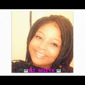 Meet your Posher, Krystal